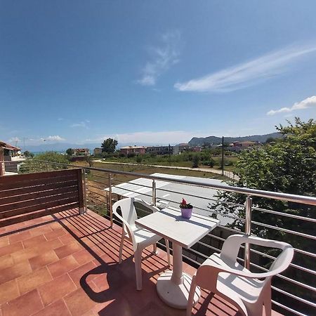 Theo Apartments Sidari  Bagian luar foto